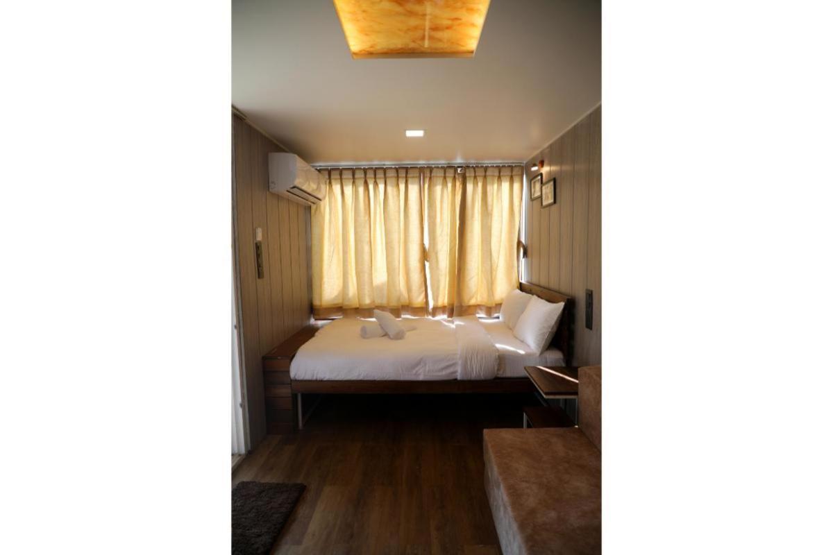 Out Of Box Living Kashid,Murud Экстерьер фото