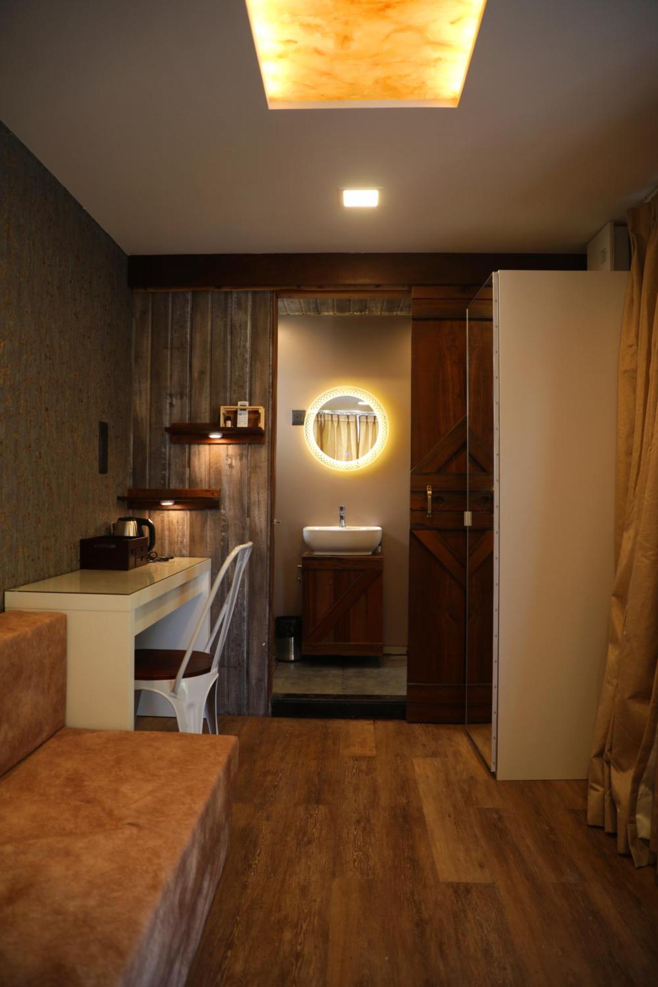 Out Of Box Living Kashid,Murud Экстерьер фото